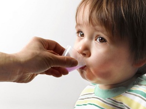 Способы лечения стоматита у детей в домашних условиях