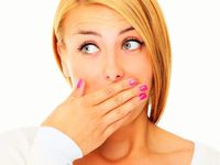 Как можно излечить неприятный запах изо рта