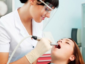 Опасность зубной боли при беременности