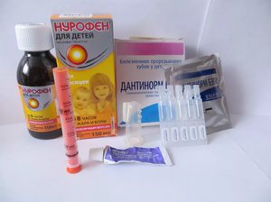 Препараты при прорезывании зубов